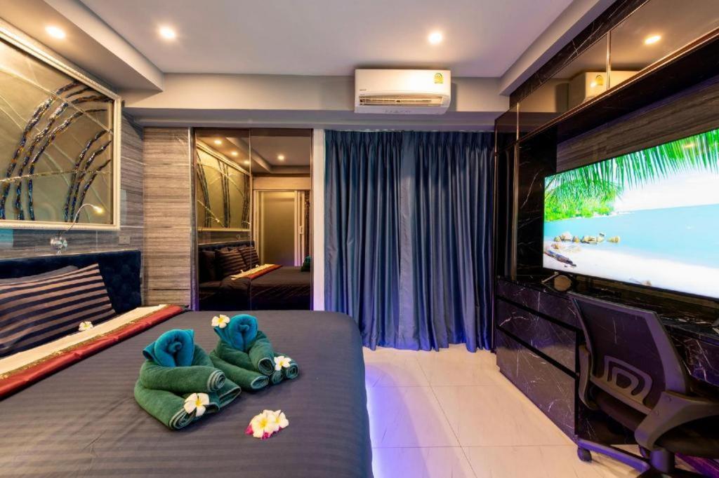 The Globe Hotel, Bar & Restaurant Pattaya Dış mekan fotoğraf