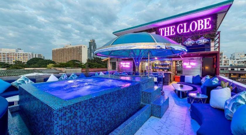 The Globe Hotel, Bar & Restaurant Pattaya Dış mekan fotoğraf