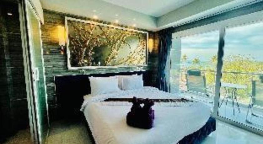 The Globe Hotel, Bar & Restaurant Pattaya Dış mekan fotoğraf